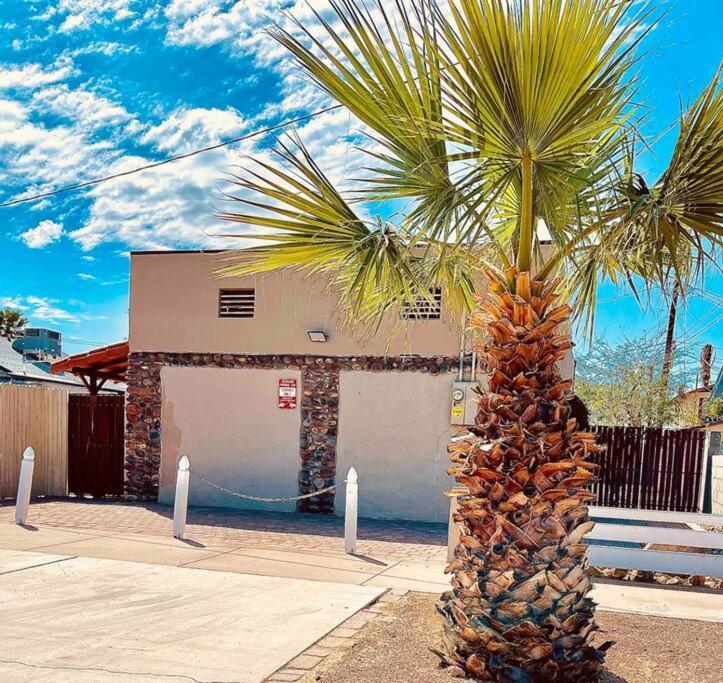 Quaint Historic In Downtown Holiday home *